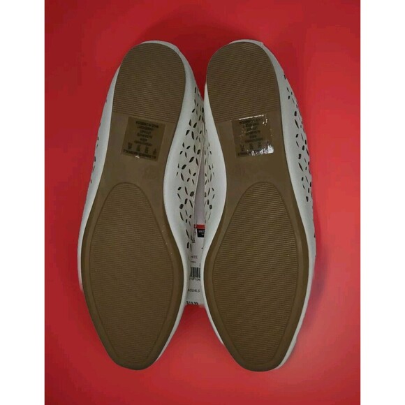 Jaclyn Smith ALISA Women's Ballet Flats 1/2" Wedge Heel White Size 8 - Picture 5 of 5